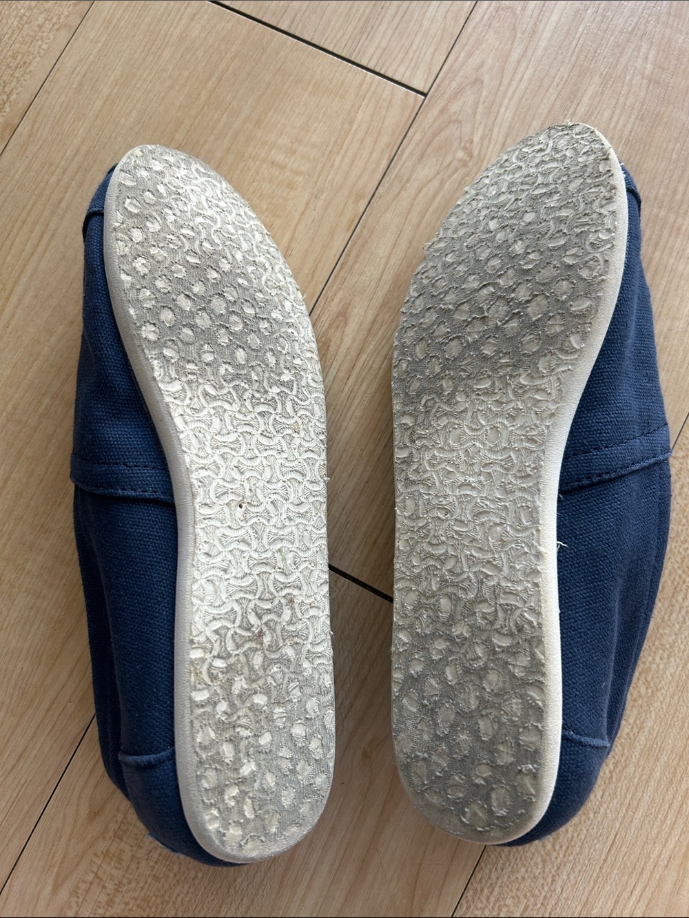 2 pairs of Alpargata Toms in Black & Navy - Picture 7 of 9
